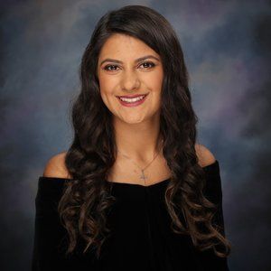 Meet your Posher, Nicole